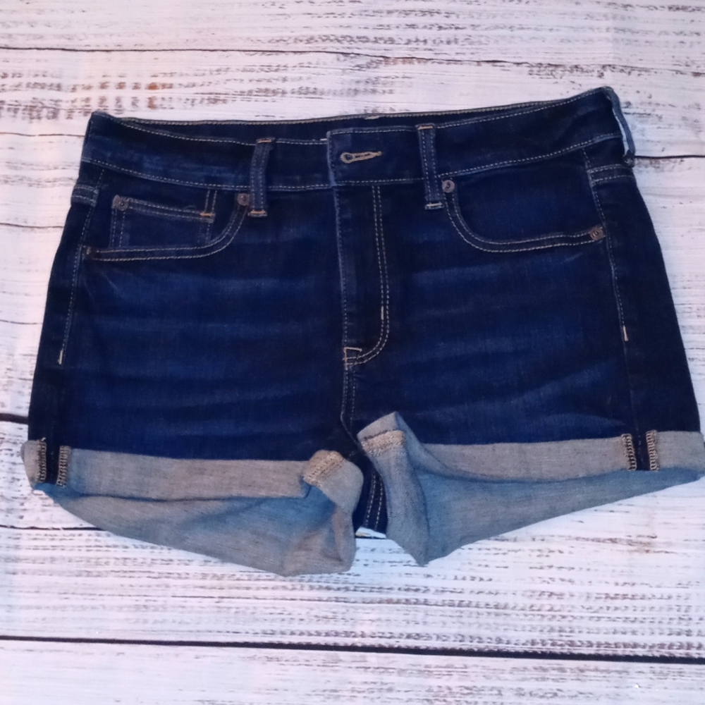 AE 10 shorts